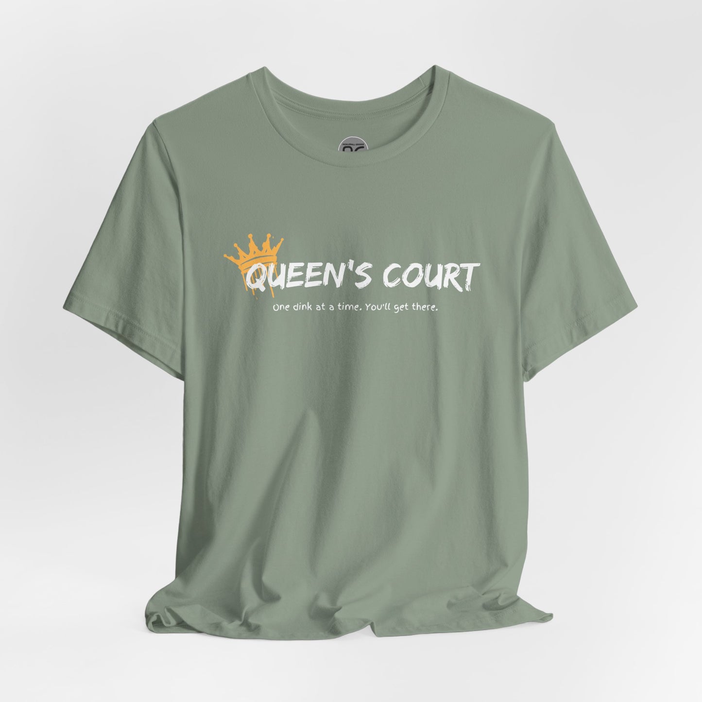 T-Shirt Queen's Court Unisex Tee!